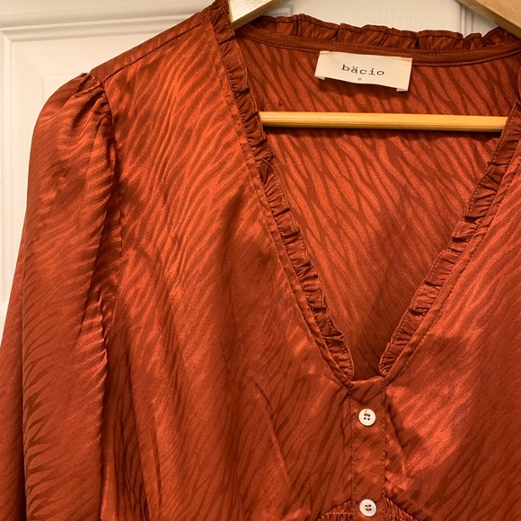 Cayenne Satin Top - Picture 5 of 5